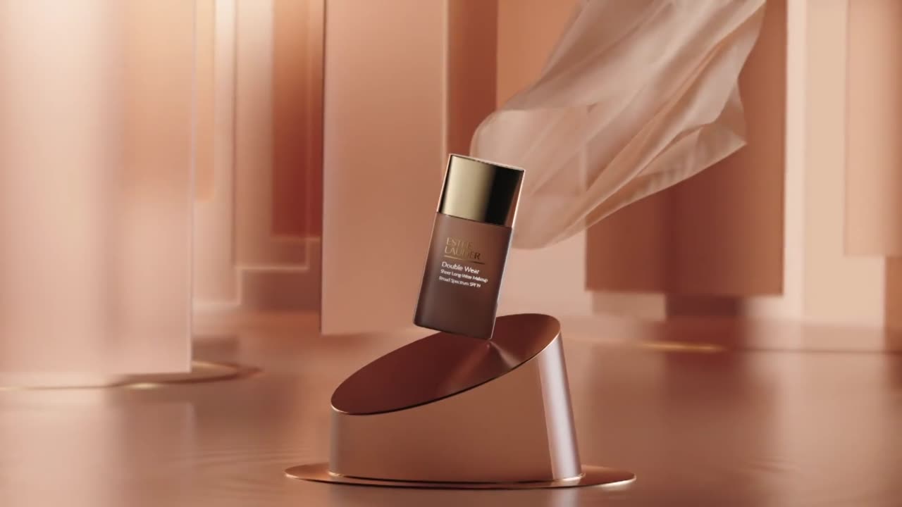 ESTEE LAUDER DW SHEER CAMPAIGN